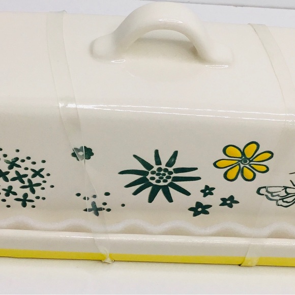 Stick Butter Dish EMMA'S by CW Hand Painting Dutch Wax Singer Bee Flower New - Picture 2 of 6